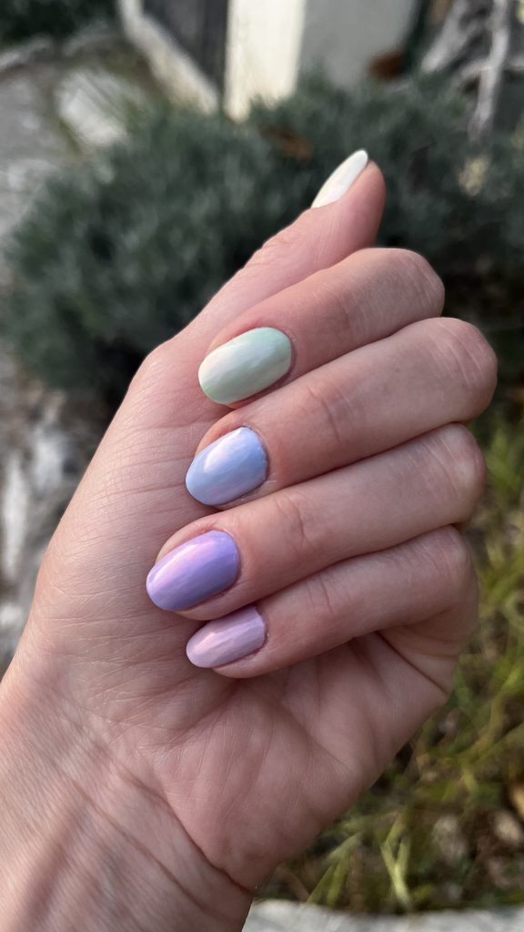 vernis pastel chromé